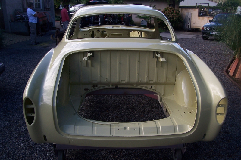 Restauration Coupé Karman Ghia