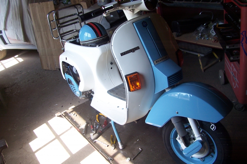 RESTAURATION SCOOTER VESPA PK80 DE 1984