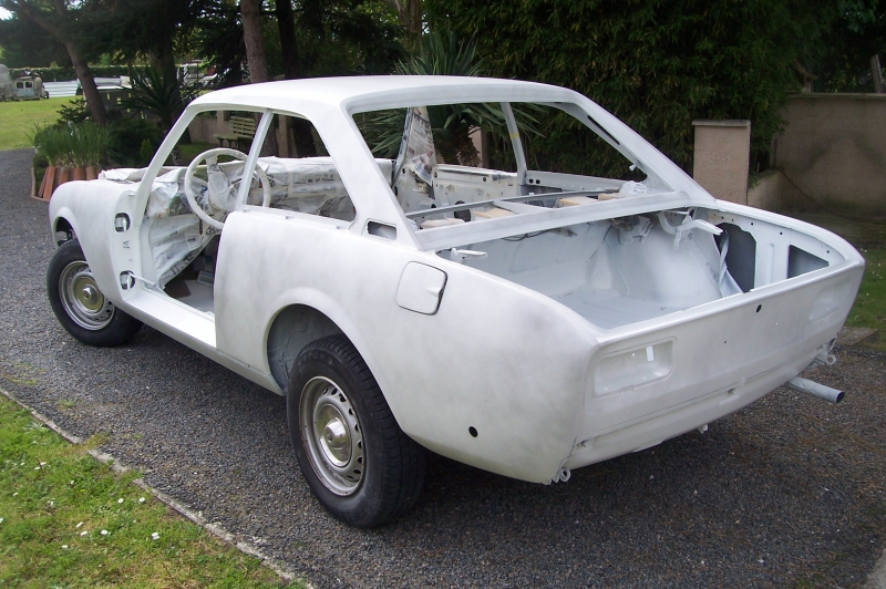 Restauration Coupé Peugeot 504 Pinifarina