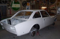 Restauration Coupé Peugeot 504 Pinifarina