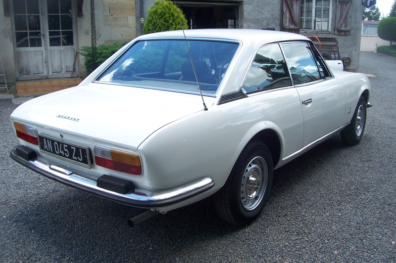 Restauration Coupé Peugeot 504 Pinifarina